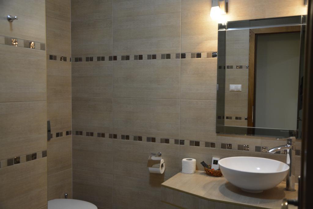 Hotel Banderium Komarno Bagian luar foto